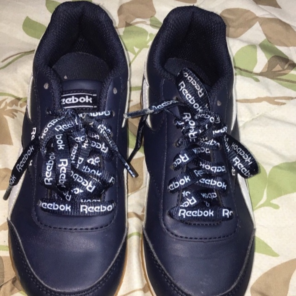 Reebok Royal Classic Jogger 2 Kids Shoes DV 9078 in a Size 13